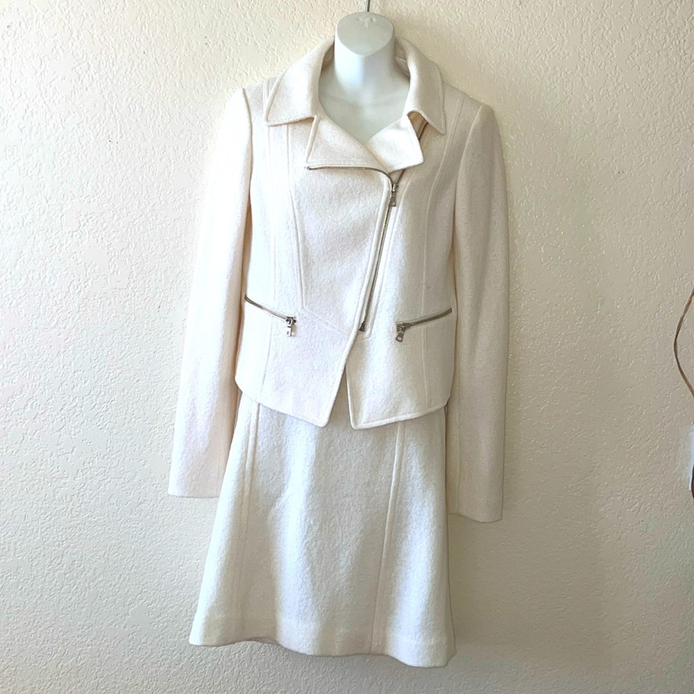 Ann Taylor Factory Ivory Wool
Jacket and Skirt, XS.
